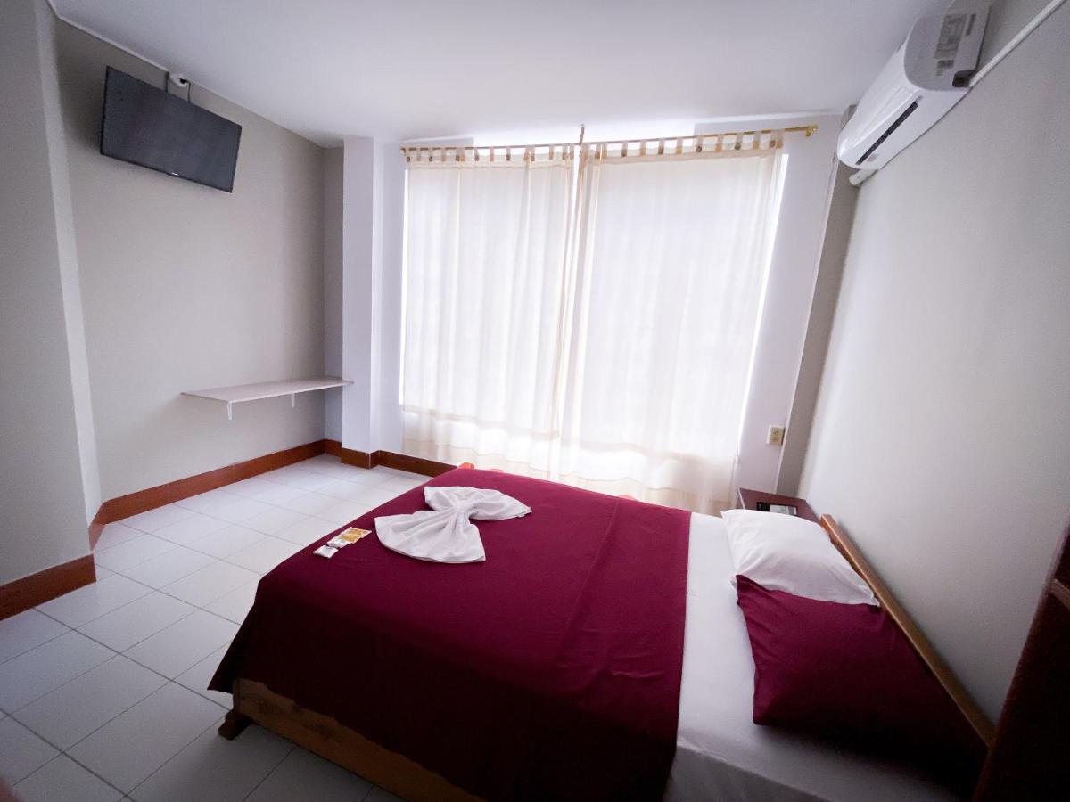 Hostal Casa Blanca Puerto Francisco de Orellana Kültér fotó