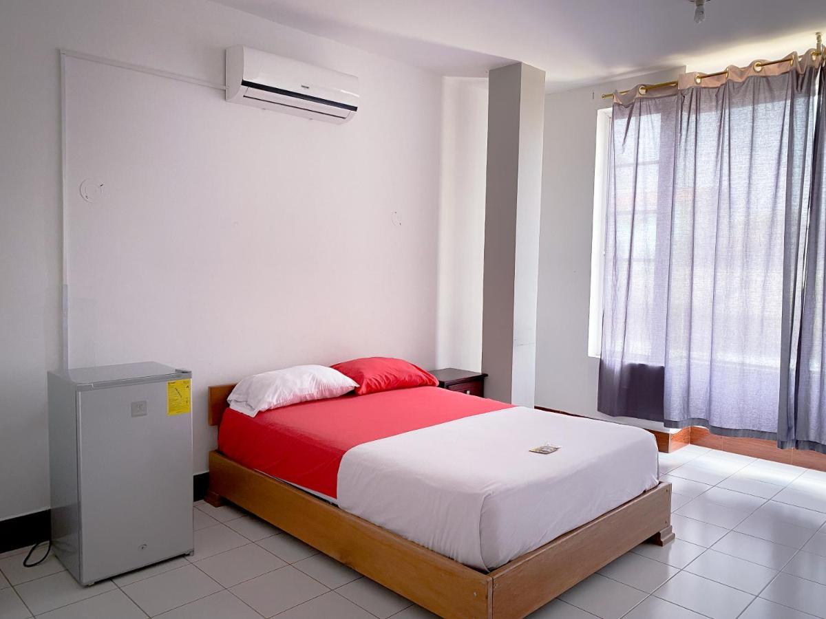 Hostal Casa Blanca Puerto Francisco de Orellana Kültér fotó